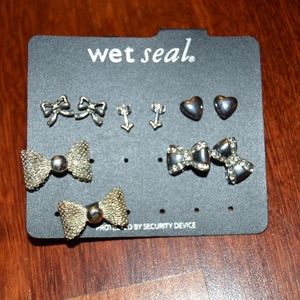 Wet Seal Earring Set